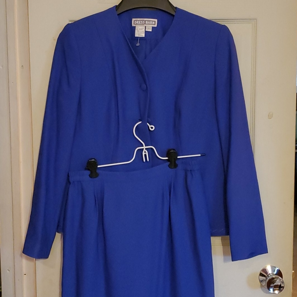 2 piece ladies suit